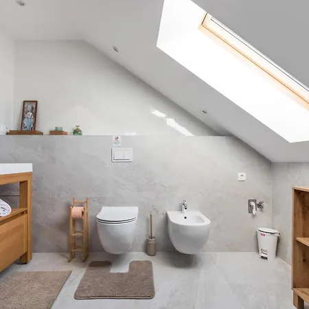 Luxury Lela, With The Pool Hotel 4*